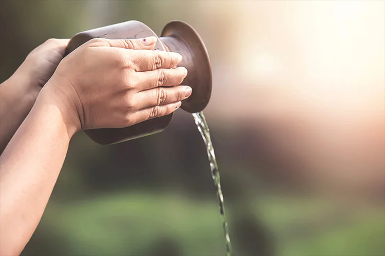 Benefits of Offering Water to Sun