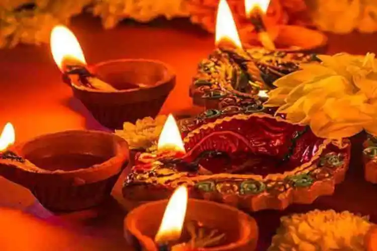 Diwali ka muhurat : जानिए दीपावली पर लक्ष्मी प्राप्ति का मुहूर्त