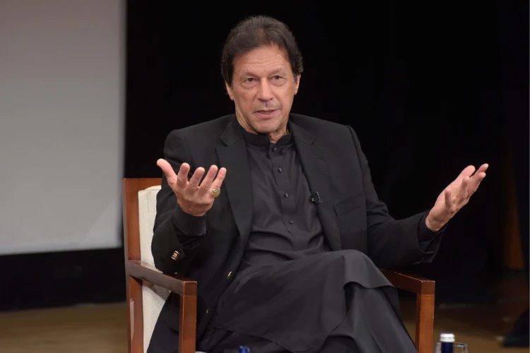 Imran Khan Talks Kashmir In UN, Calls Himself Spotless