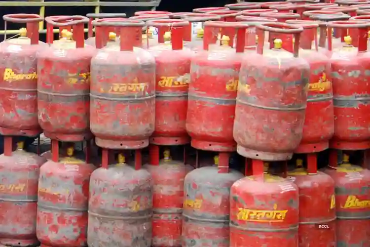 Rising LPG Gas Cylinder Prices: Know Which Planets Are Heavy On Your Pocket?