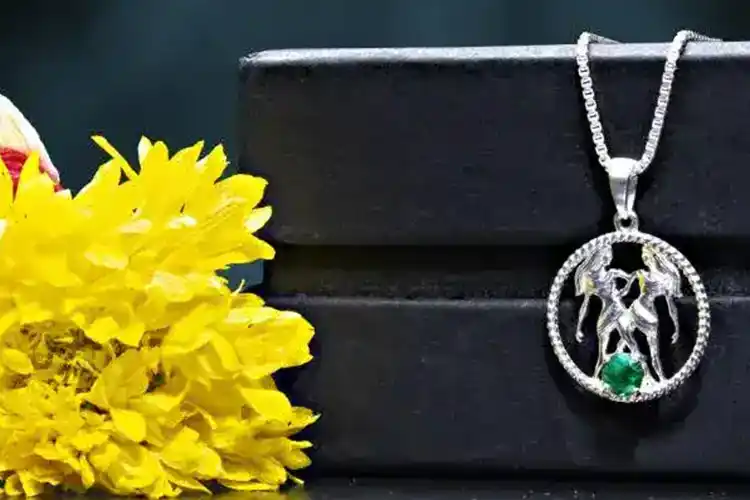 Get Lucky With Fortunate Green Aura With Gemini Silver Pendant! Get Lucky With Fortunate Green Aura With Gemini Silver Pendant!